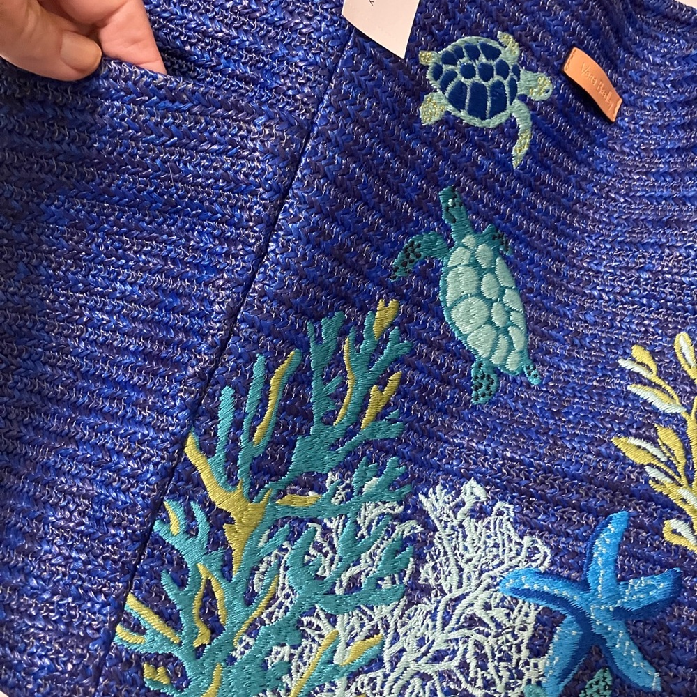 Gorgeous New Vera Bradley tote - Picture 3 of 15